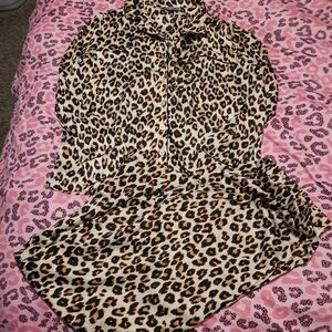 LOFT Kids Pajama Set in Leopard Pattern